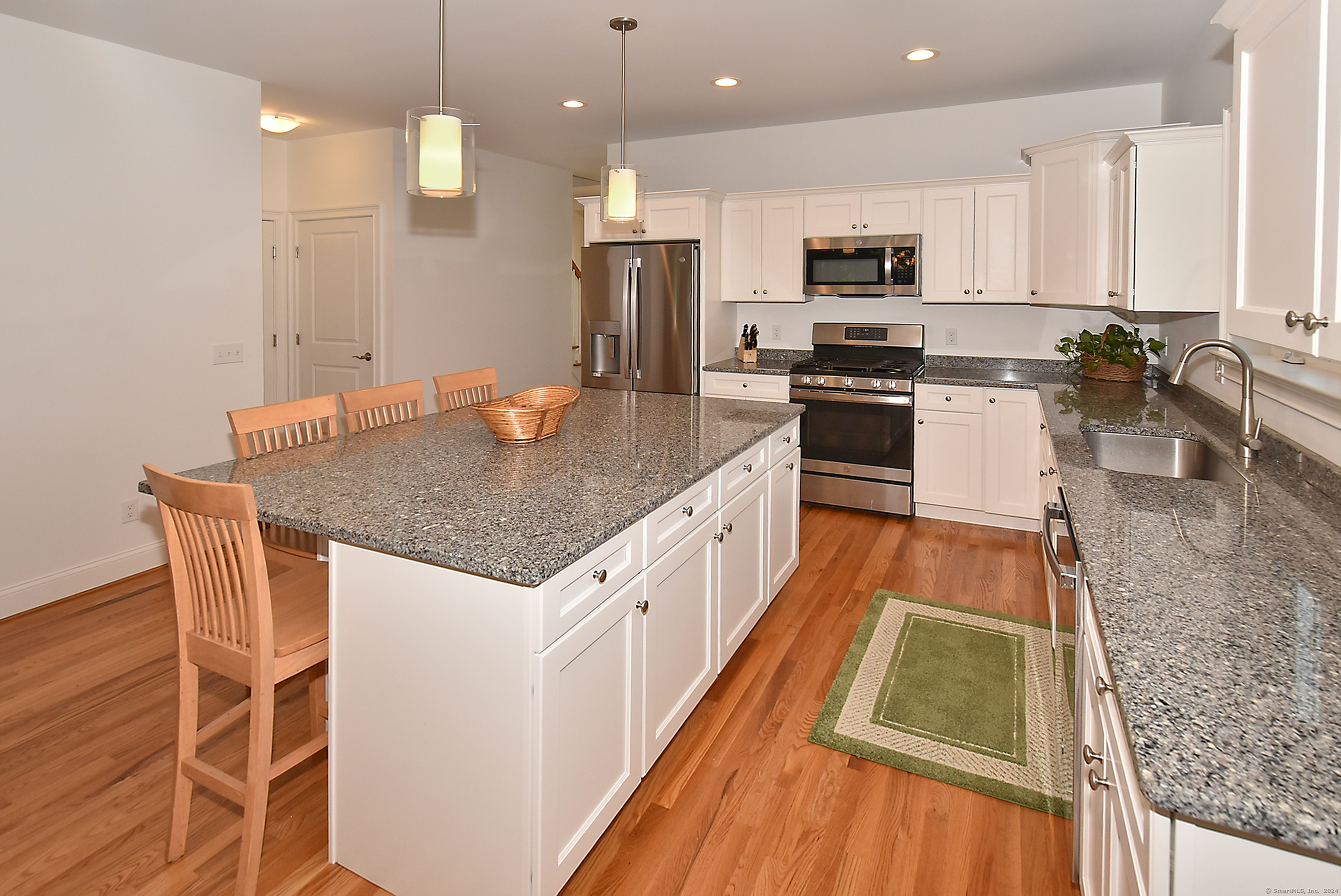 74 Janice Drive, Manchester, CT 06040 - Thumbnail 9