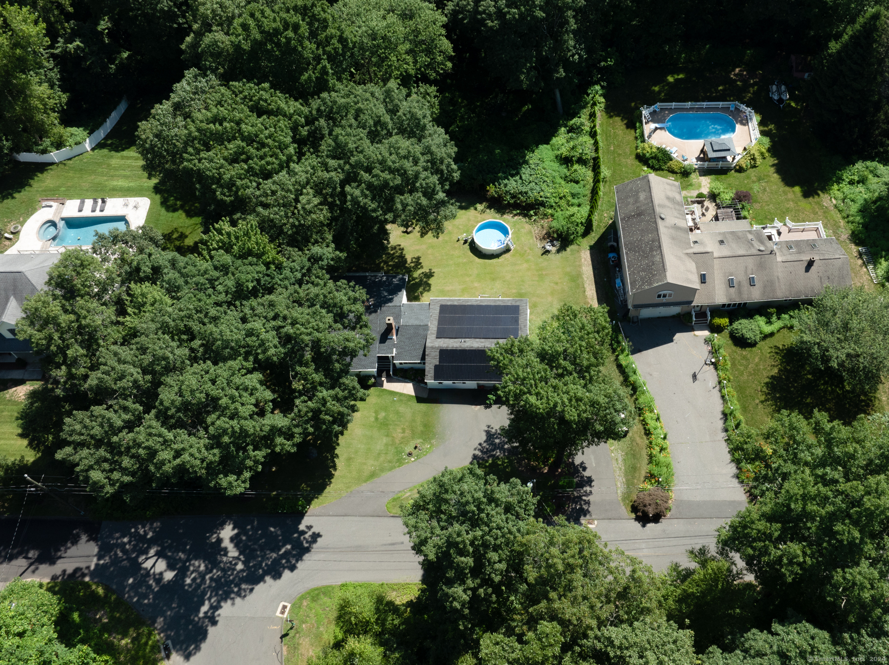 77 Finch, Wolcott, Connecticut 06716