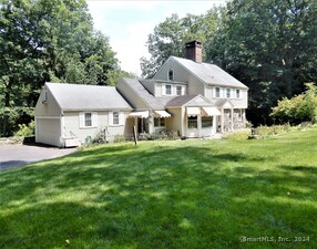 17 Huckleberry Lane