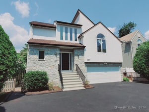 357 Oaklawn Avenue