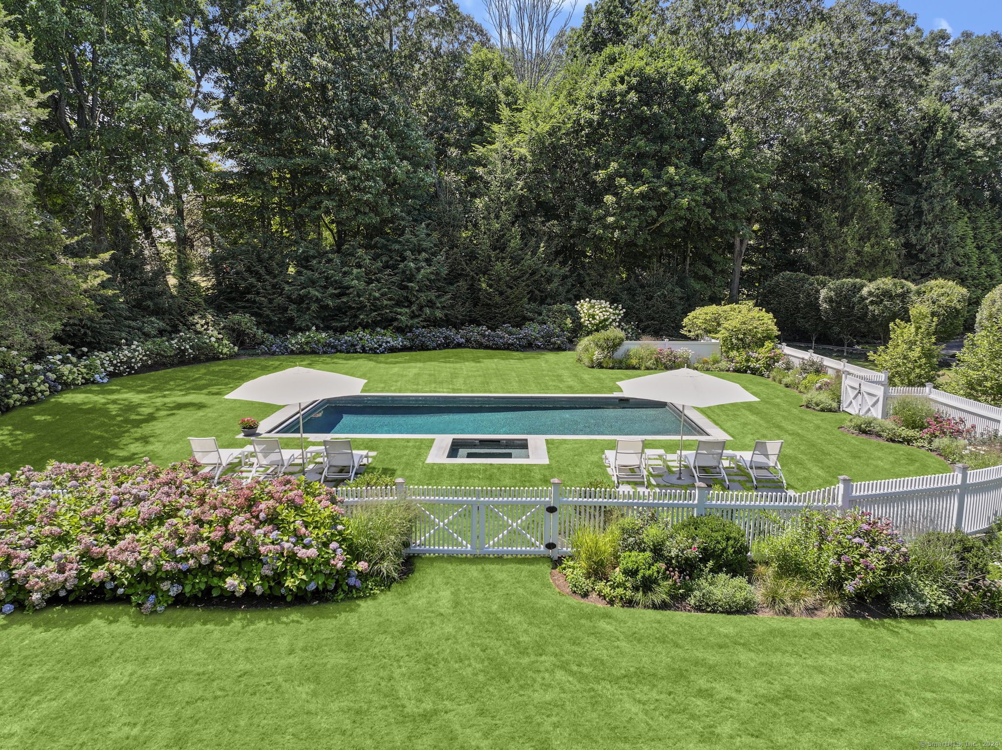 583 Silvermine, New Canaan, Connecticut 06840