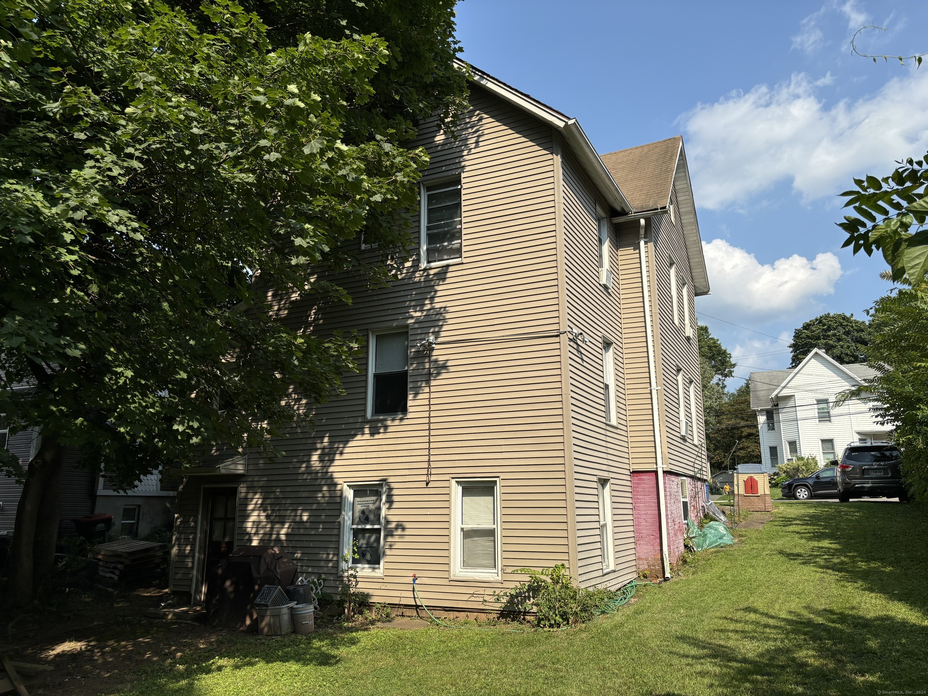 42 Orient, Meriden, Connecticut 06450