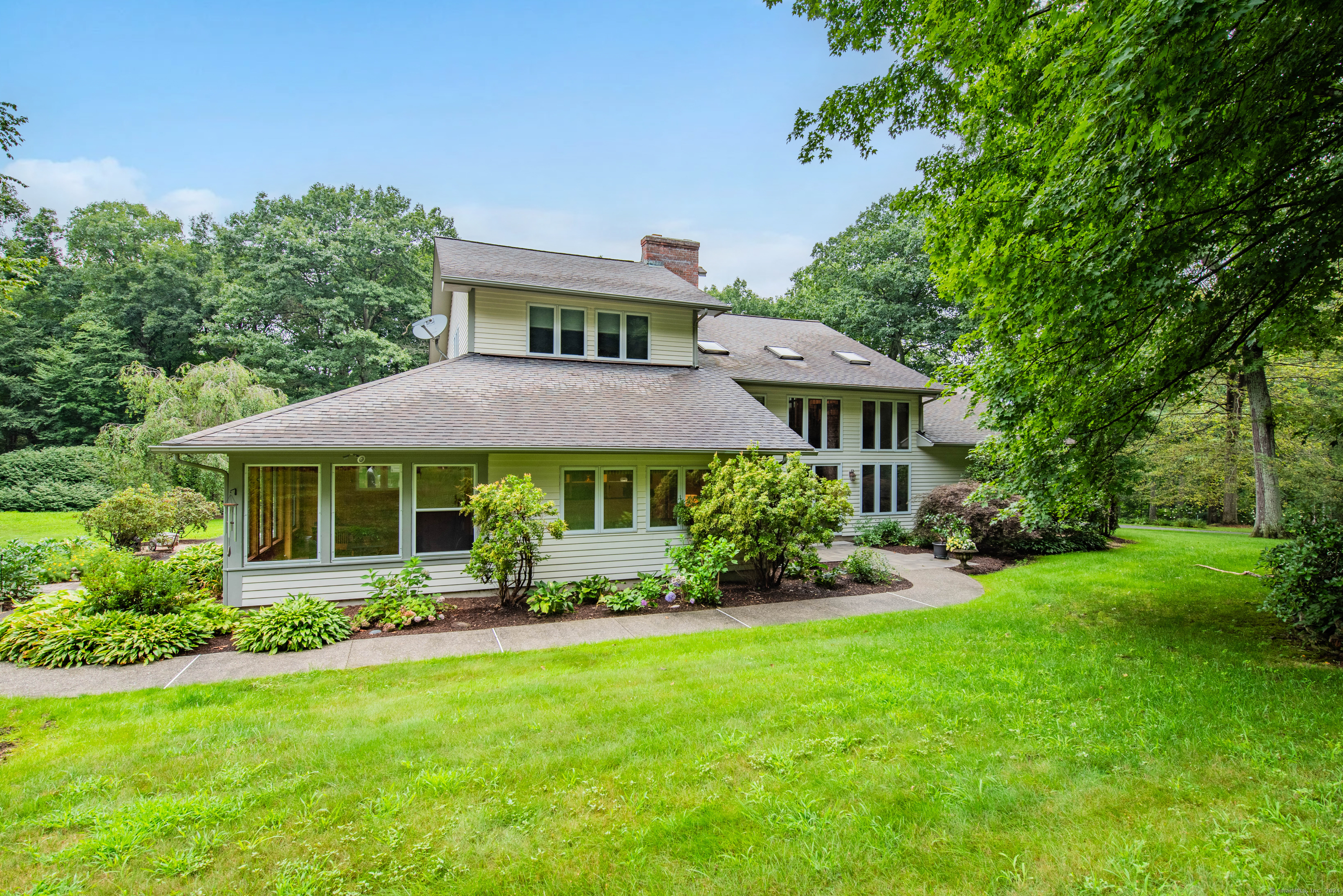 81 Deerwood, Bethlehem, Connecticut 06751