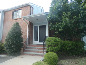 52 Hills Lane, Unit 52
