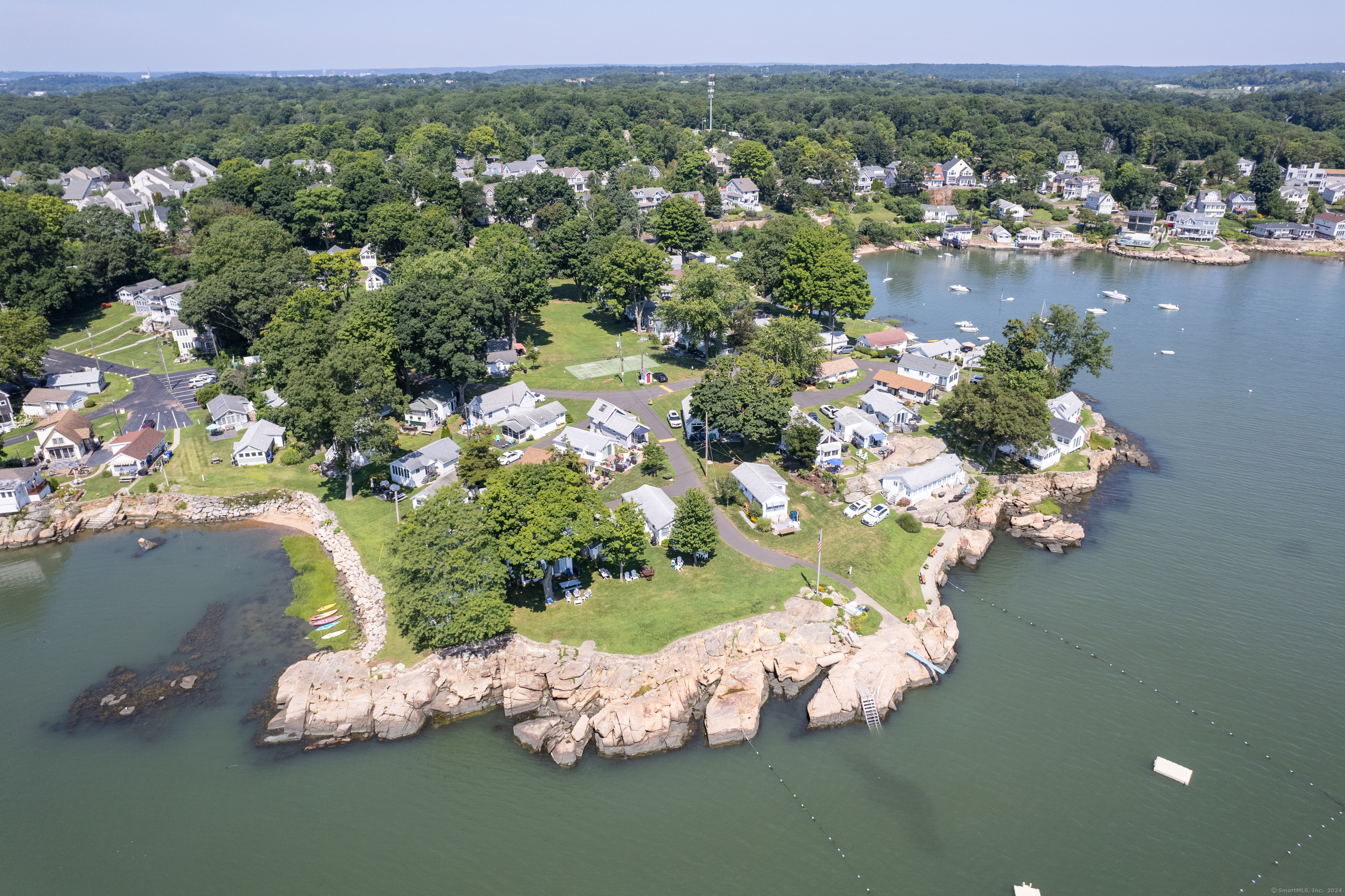 18 Lanphiers Cove, Branford, Connecticut 06405