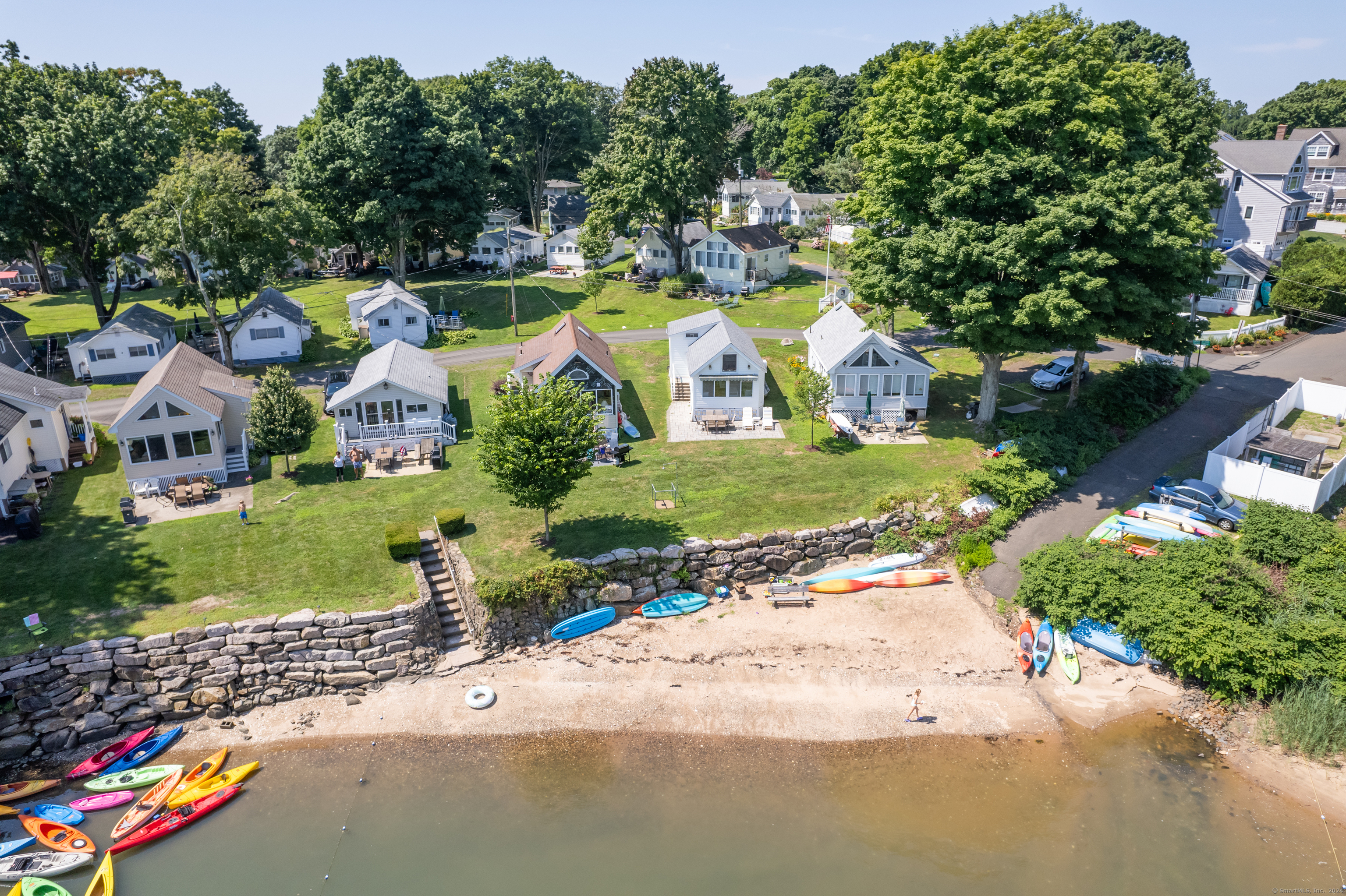 18 Lanphiers Cove, Branford, Connecticut 06405