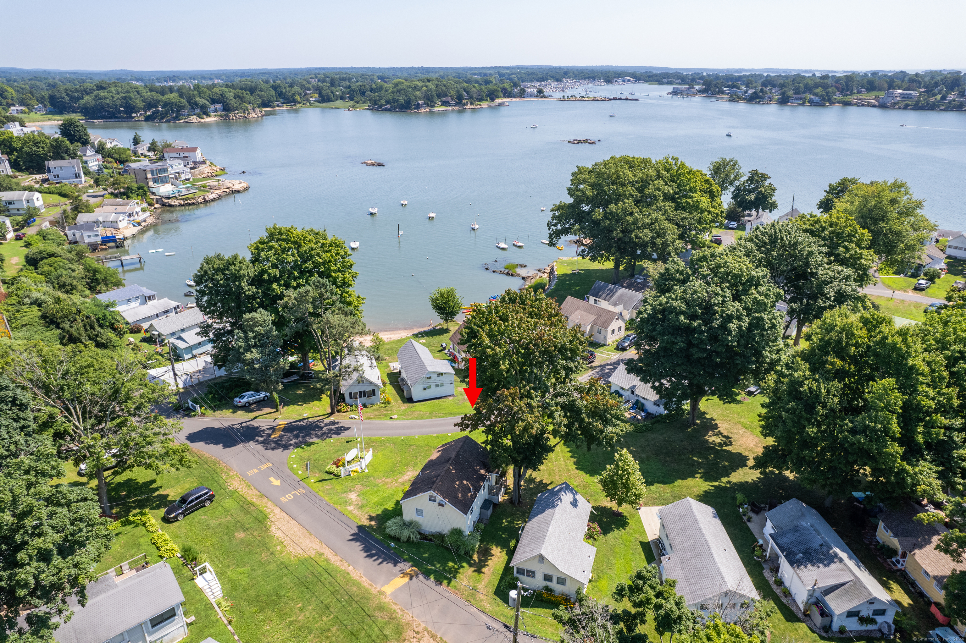 18 Lanphiers Cove, Branford, Connecticut 06405