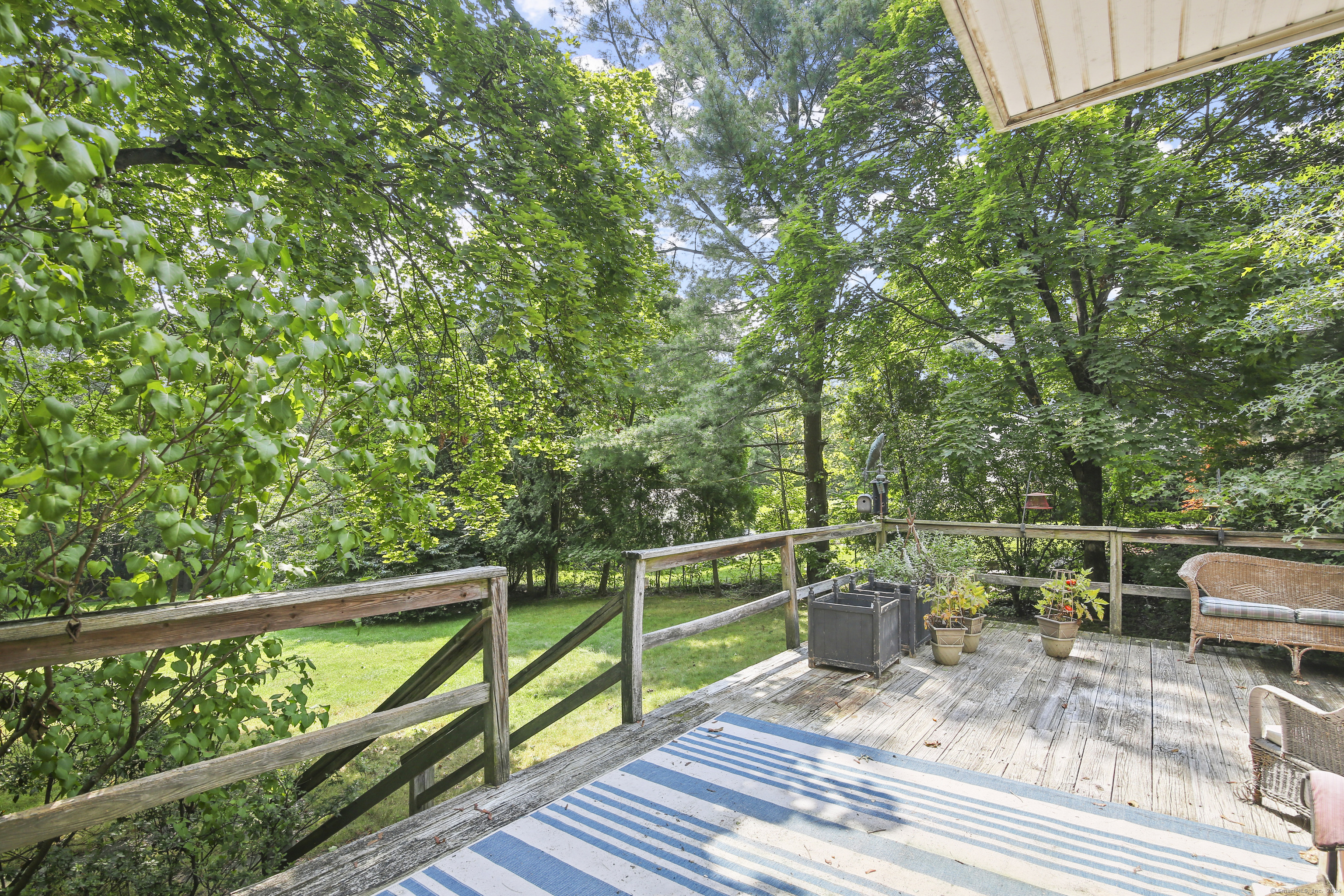 28 Skyview, New Canaan, Connecticut 06840