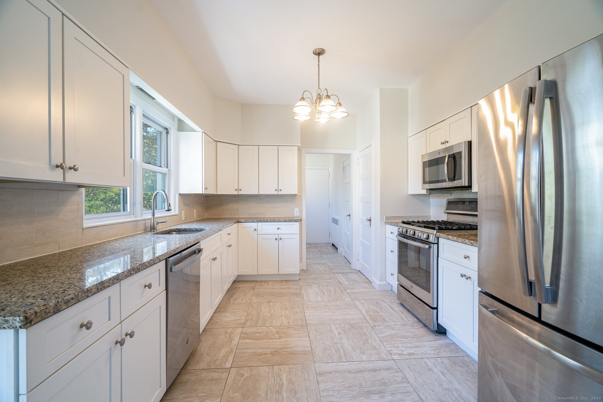 14 Byram Shore Road, Greenwich, Connecticut photo 1