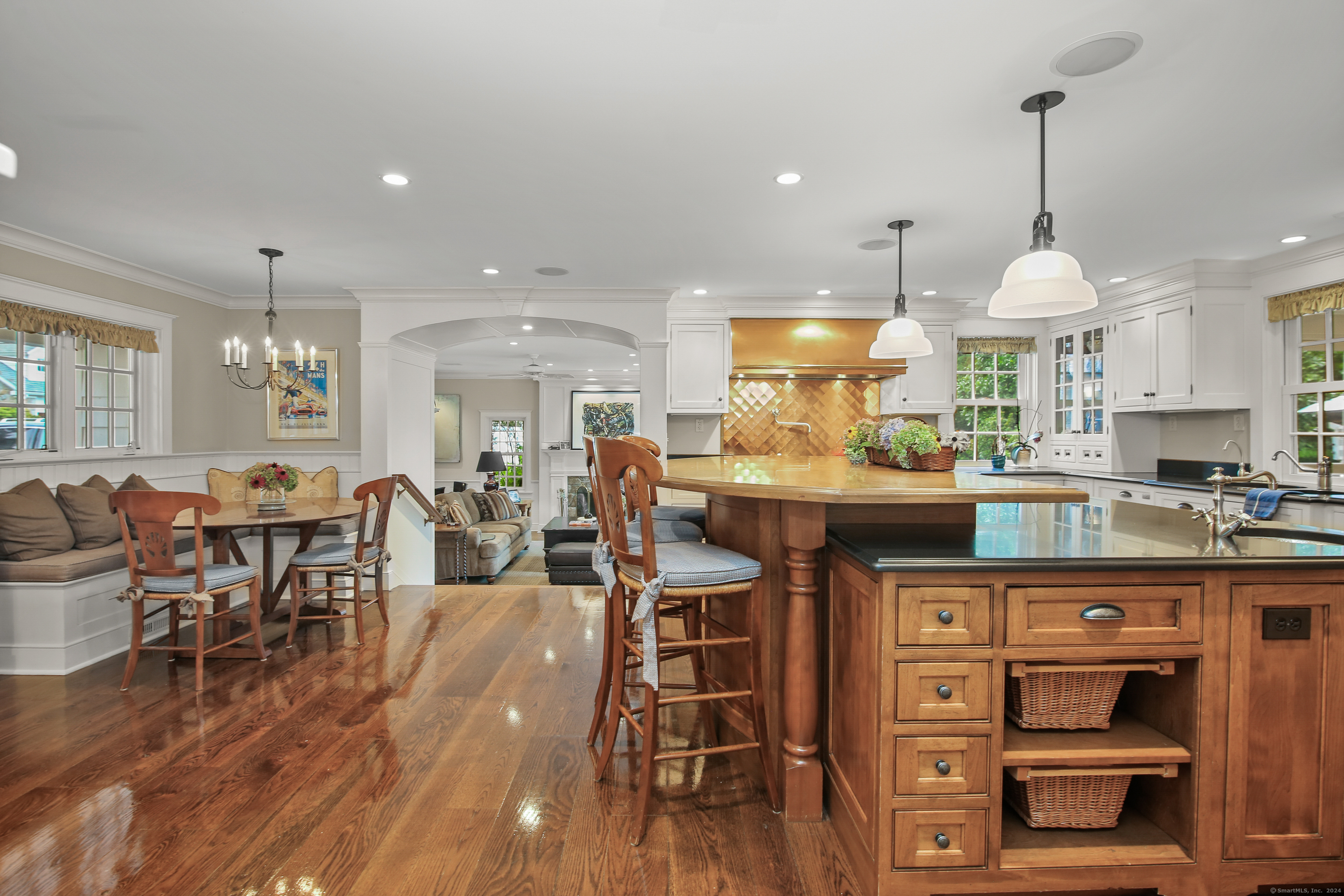 114 Ferris Hill, New Canaan, Connecticut 06840