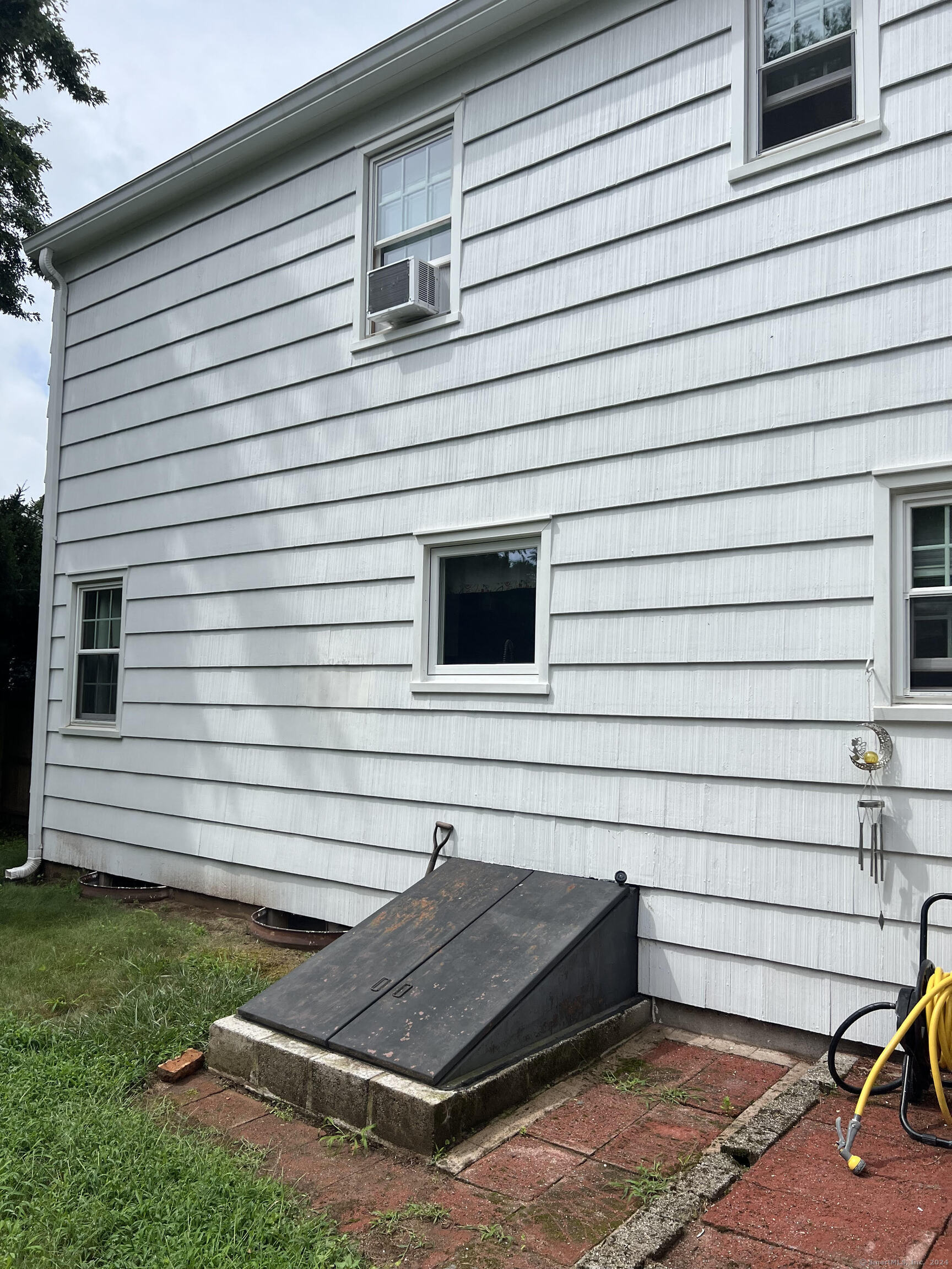 Rowland Dr, East Hartford, CT 06118 #1