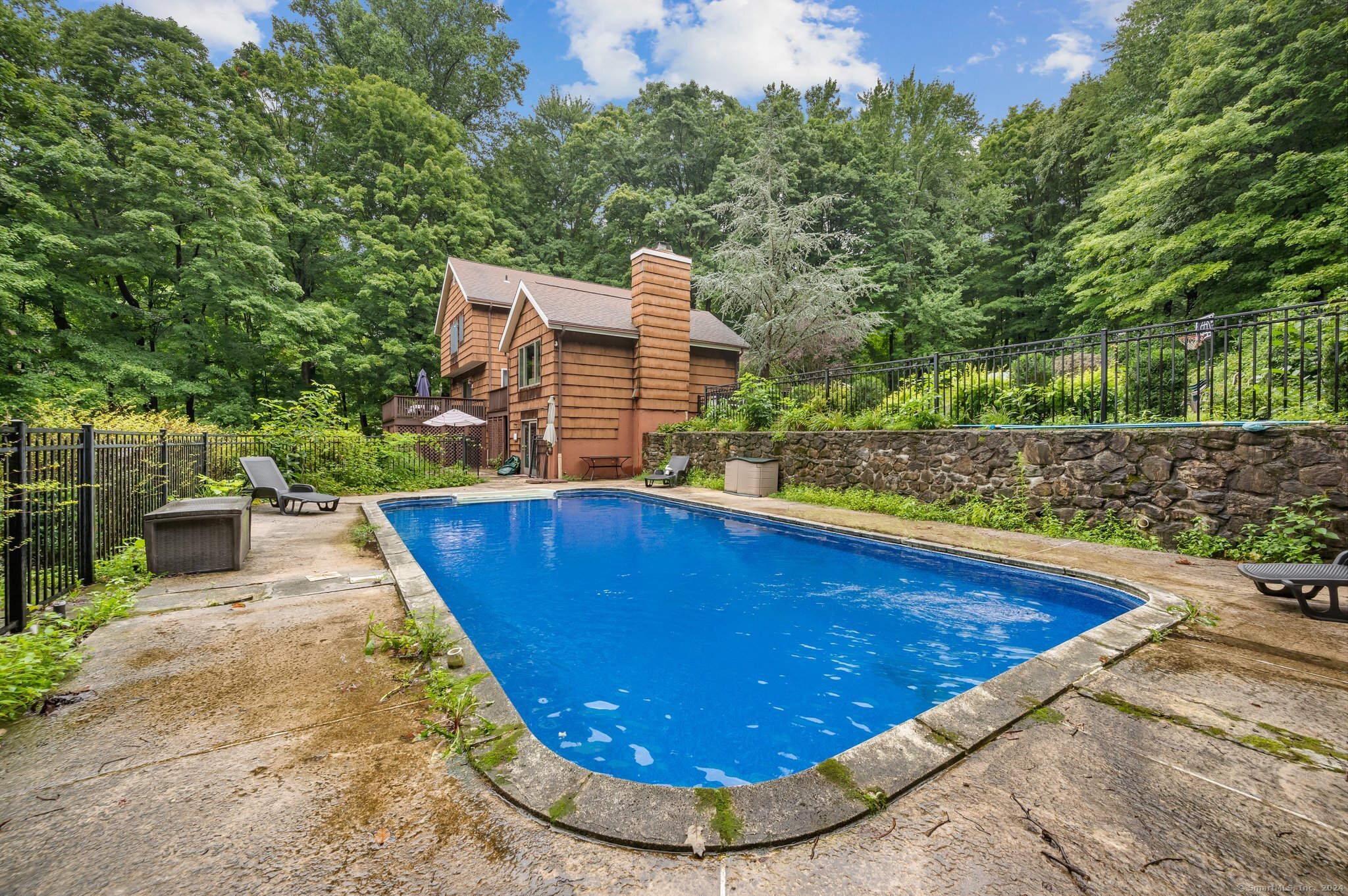 11 Jarrod, Danbury, Connecticut 06811