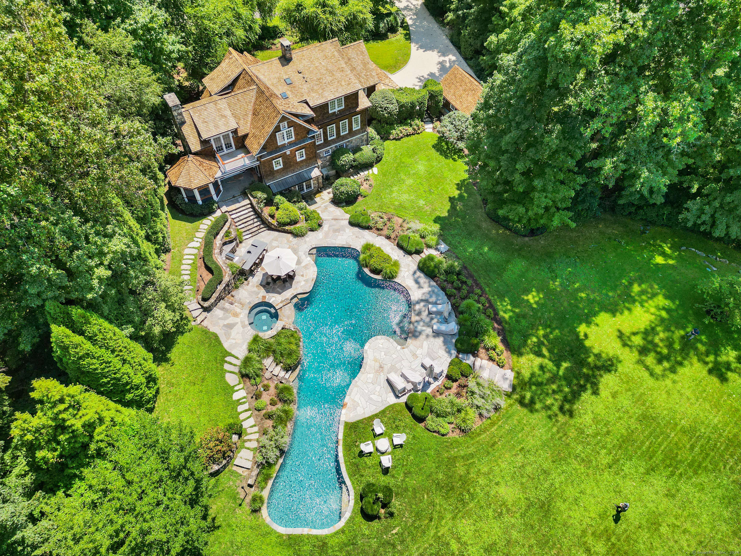15 Catamount Road, Westport, Connecticut photo 1