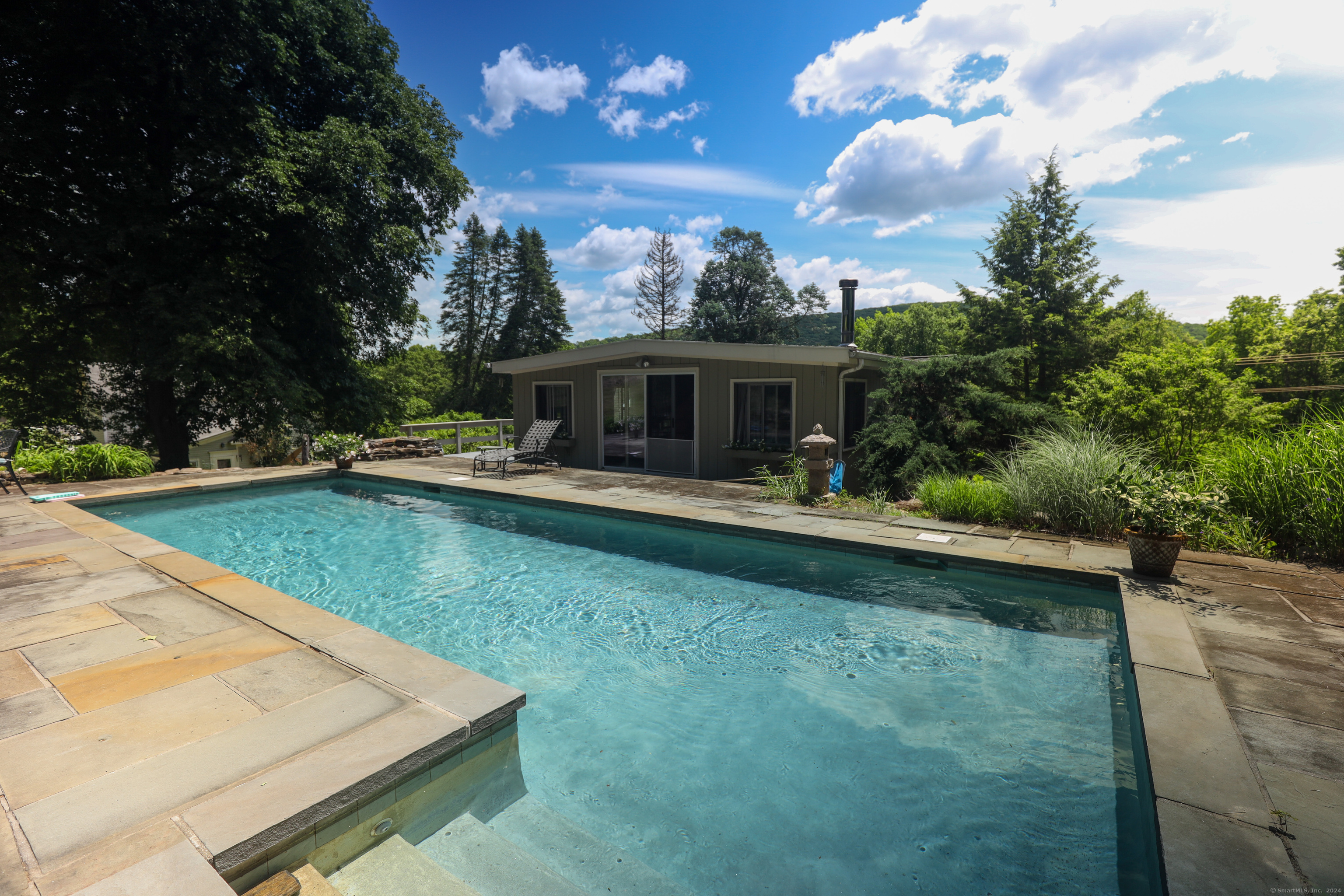 51 Cherniske, New Milford, Connecticut 06776