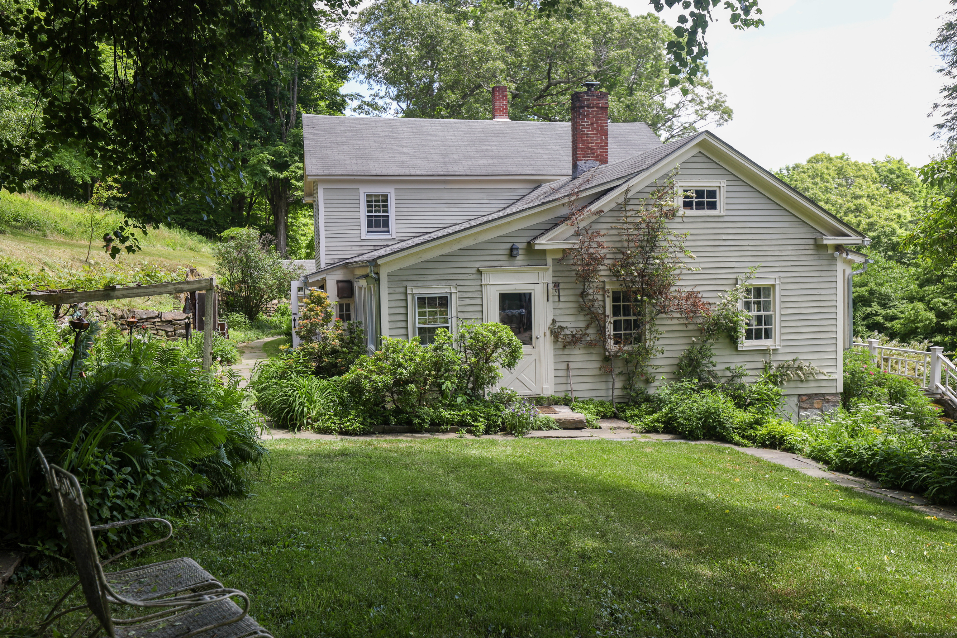 51 Cherniske, New Milford, Connecticut 06776