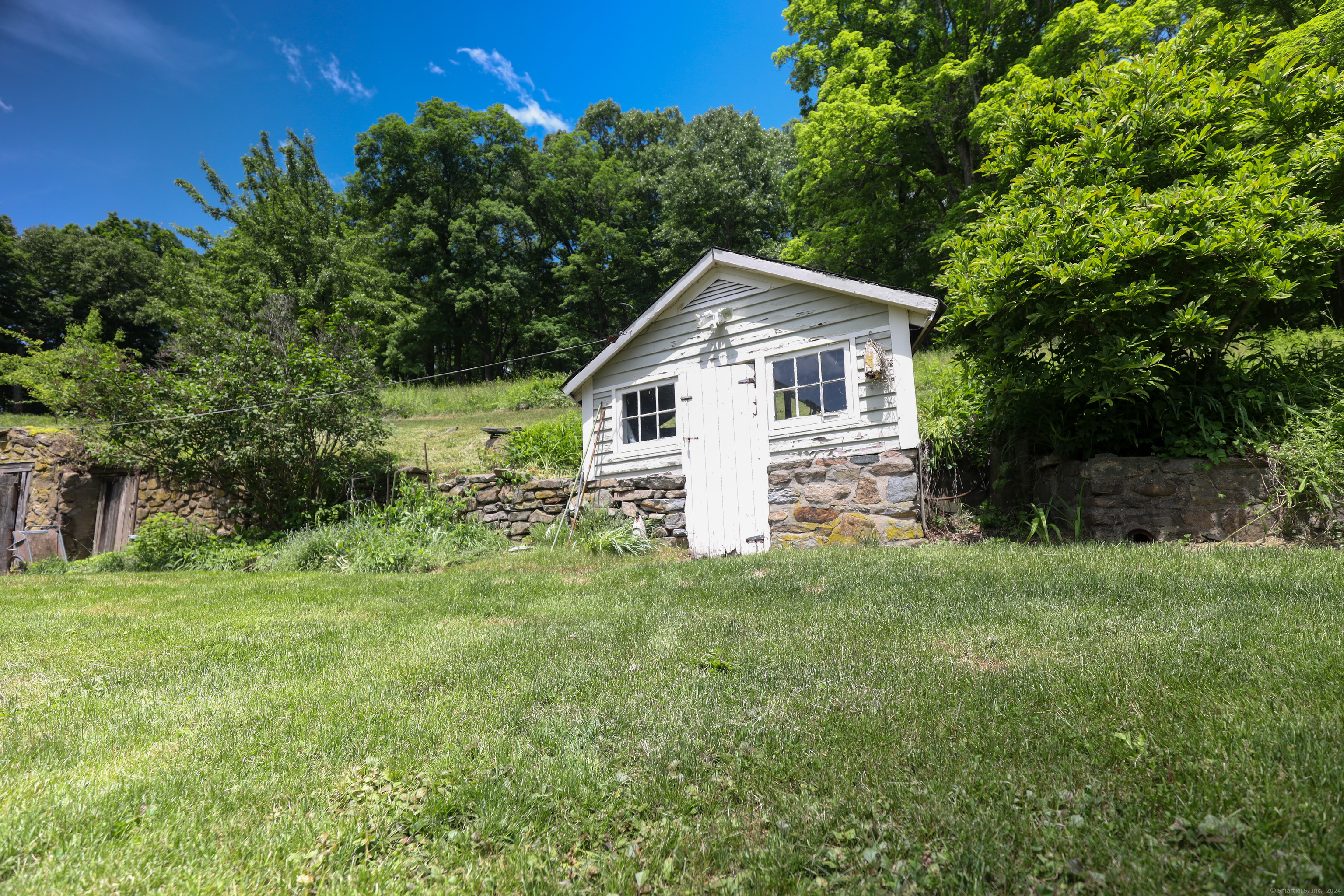 51 Cherniske, New Milford, Connecticut 06776