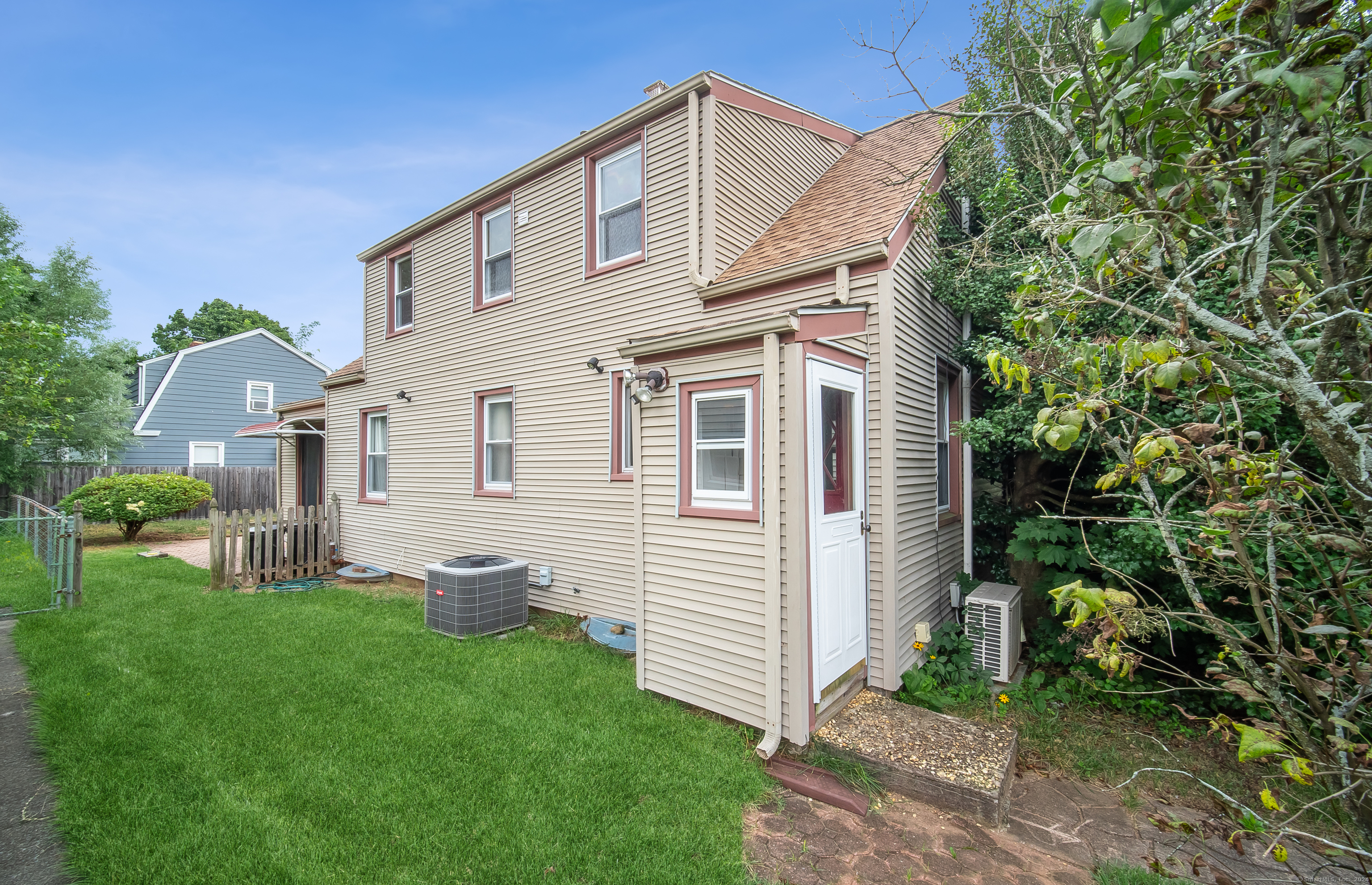 5 Rosedale, Hamden, Connecticut 06514