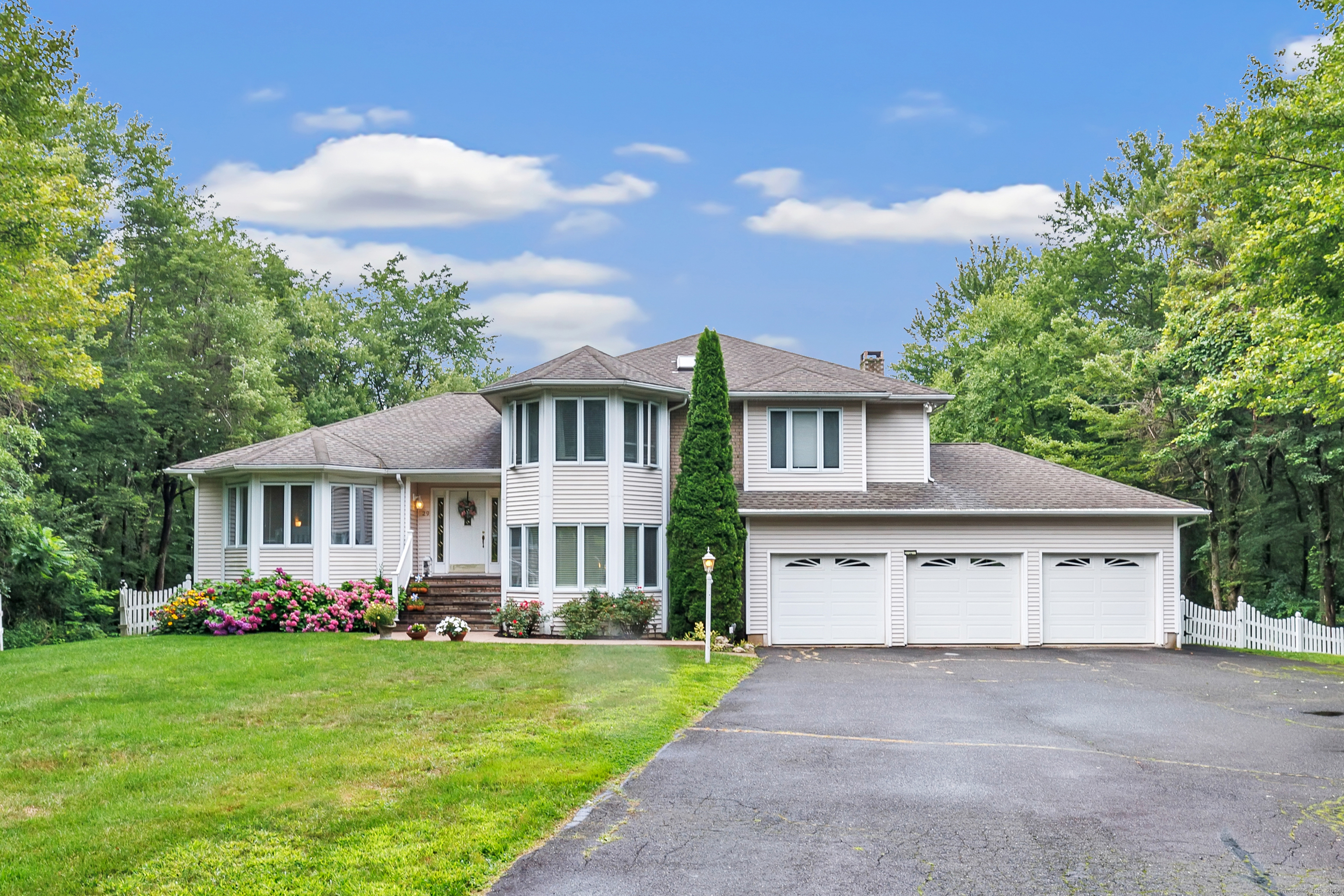 29 Stoney Brook Lane Watertown CT