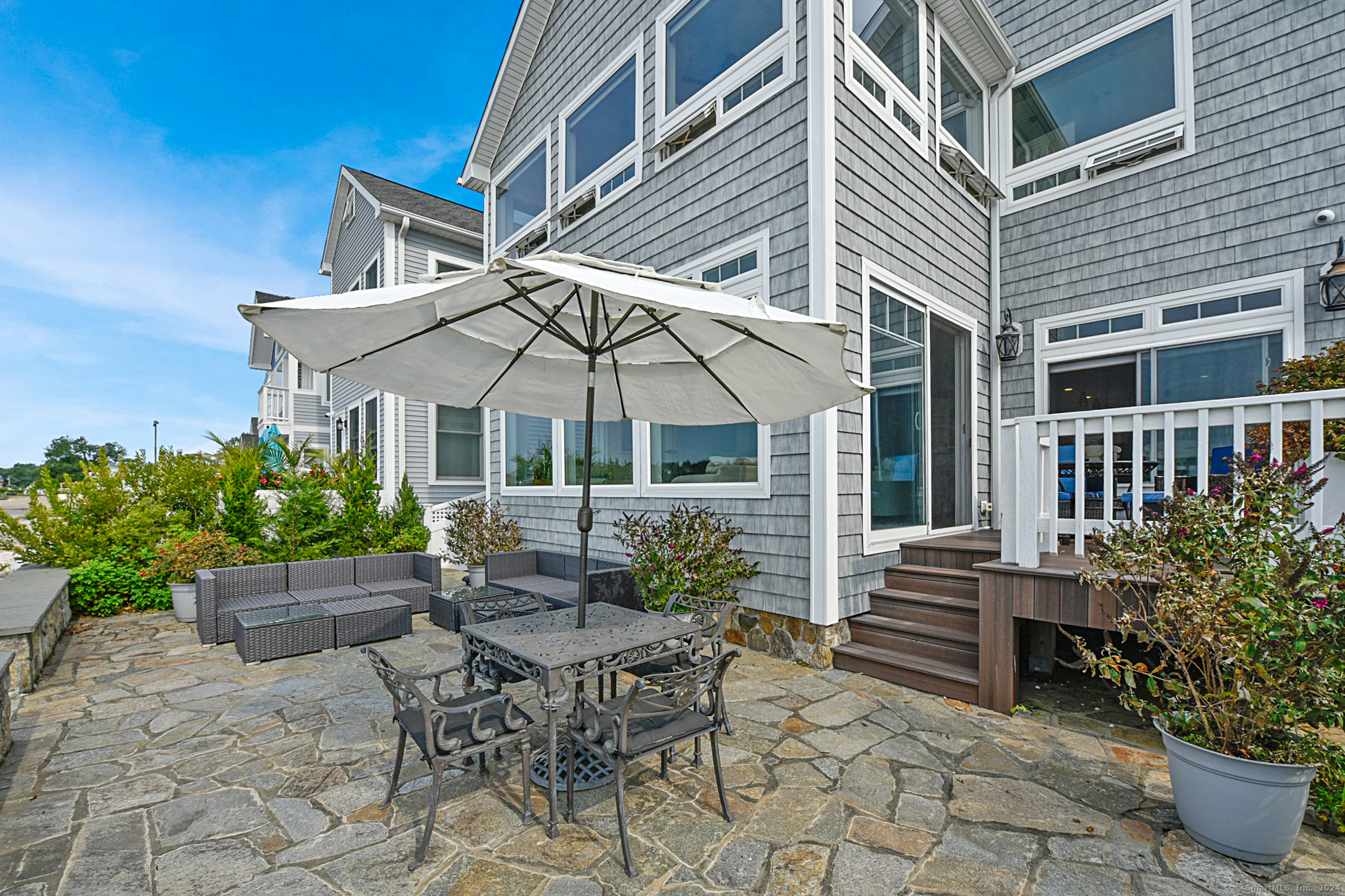 137 Ocean, West Haven, Connecticut 06516