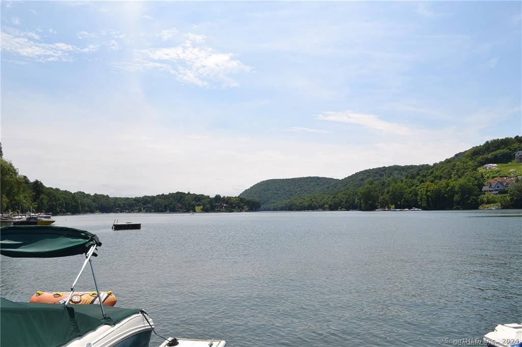 254 Candlewood Lake, New Milford, Connecticut 06776