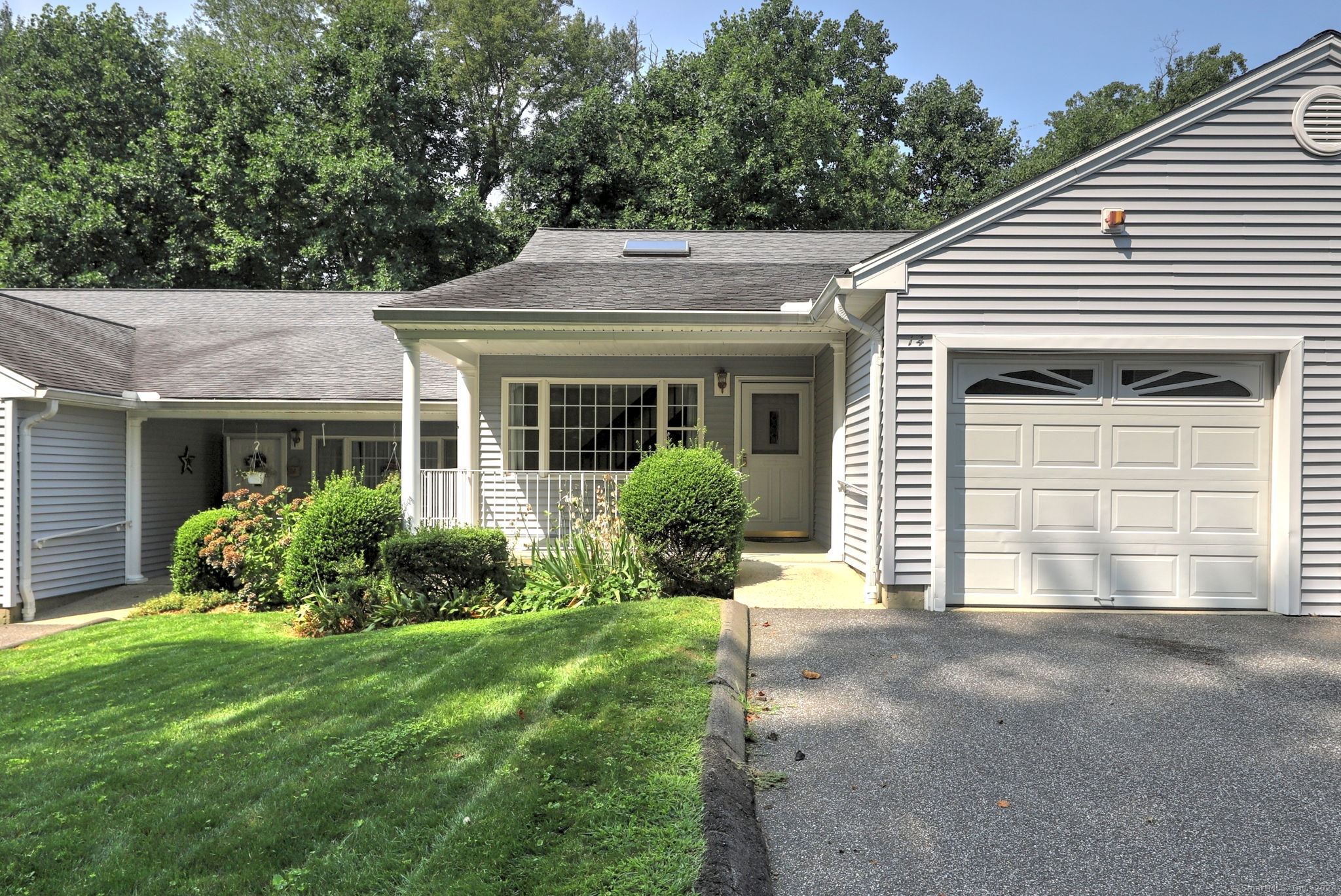 14 Underhill, Monroe, Connecticut 06468