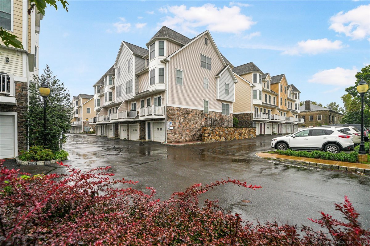 85 Camp Avenue, Stamford, Connecticut photo 1