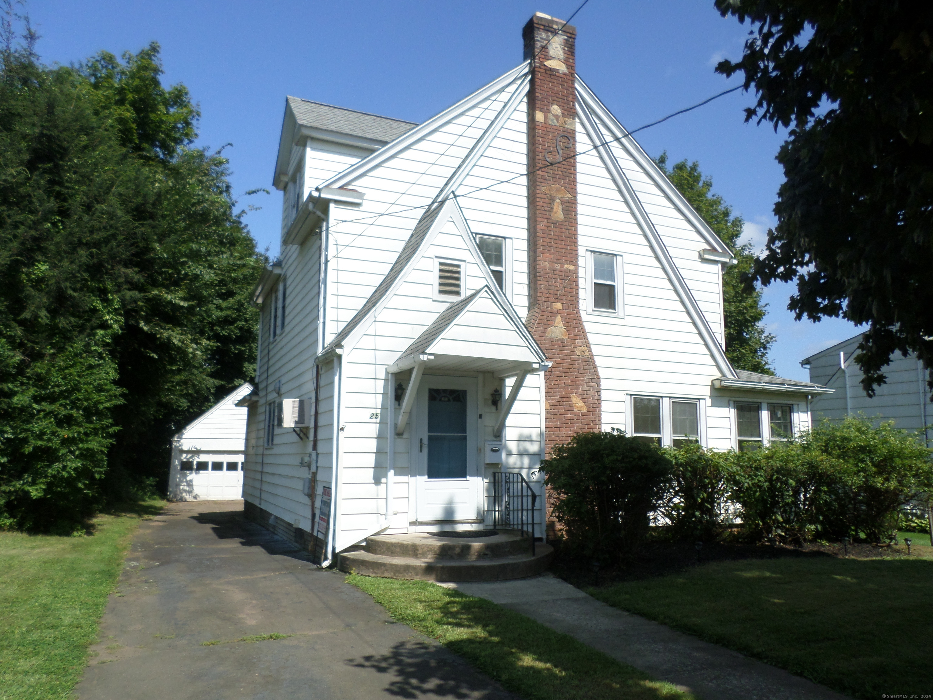 25 Dorrance, Hamden, Connecticut 06518