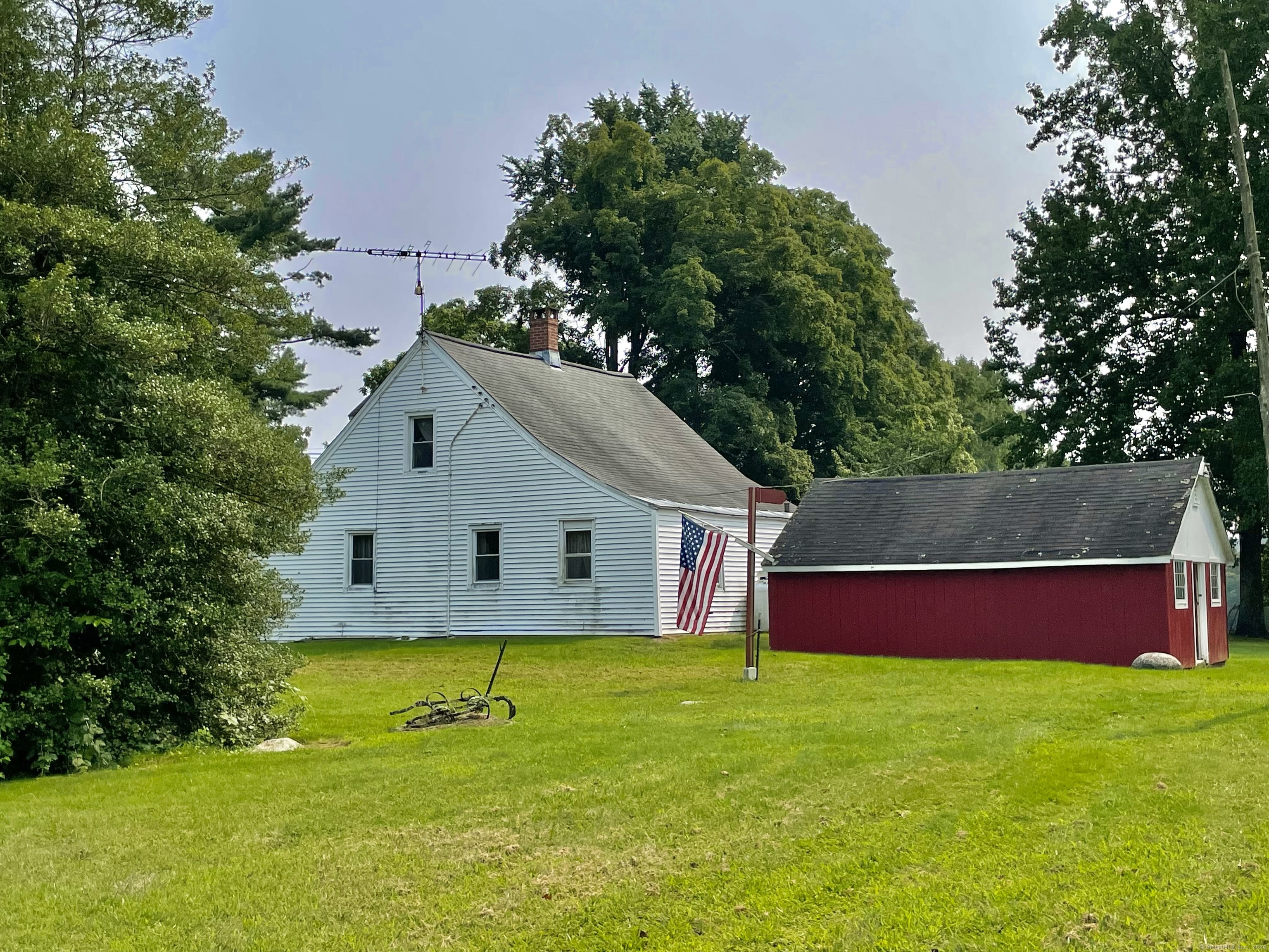 124 Bungay, Seymour, Connecticut 06483