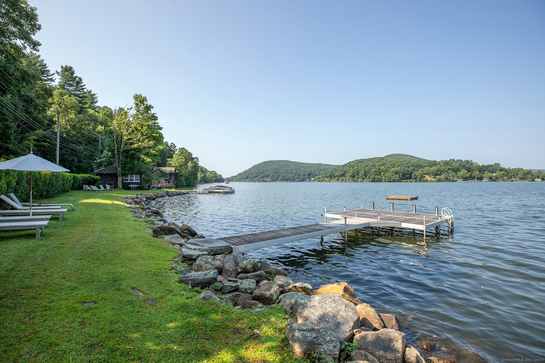 387 Lake, Warren, Connecticut 06777