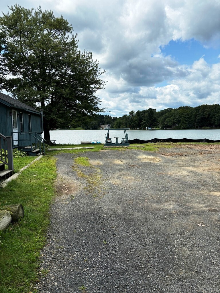 30 Lake, Wolcott, Connecticut 06716