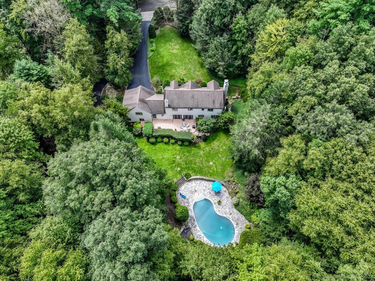 13 Deerfield, Brookfield, Connecticut 06804