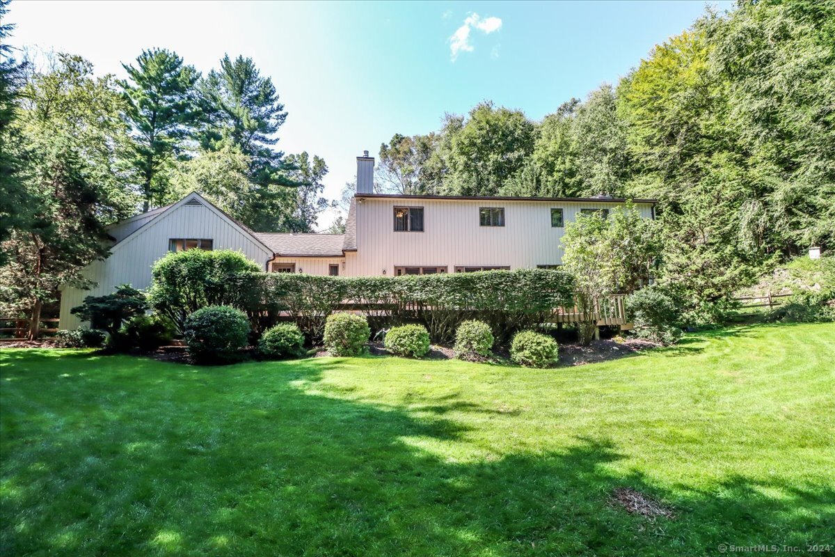 13 Deerfield, Brookfield, Connecticut 06804