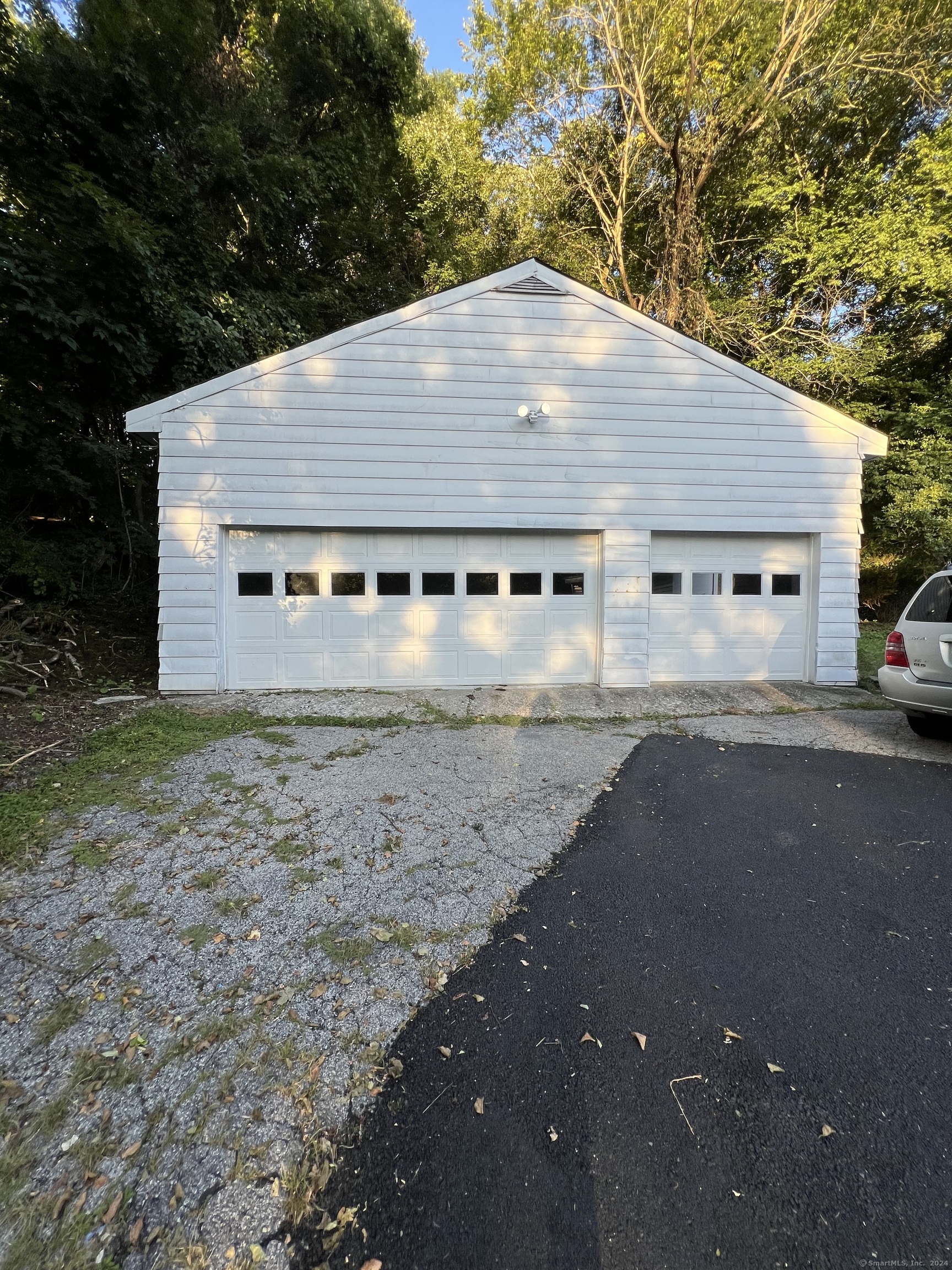 40 Warwick, New Fairfield, Connecticut 06812