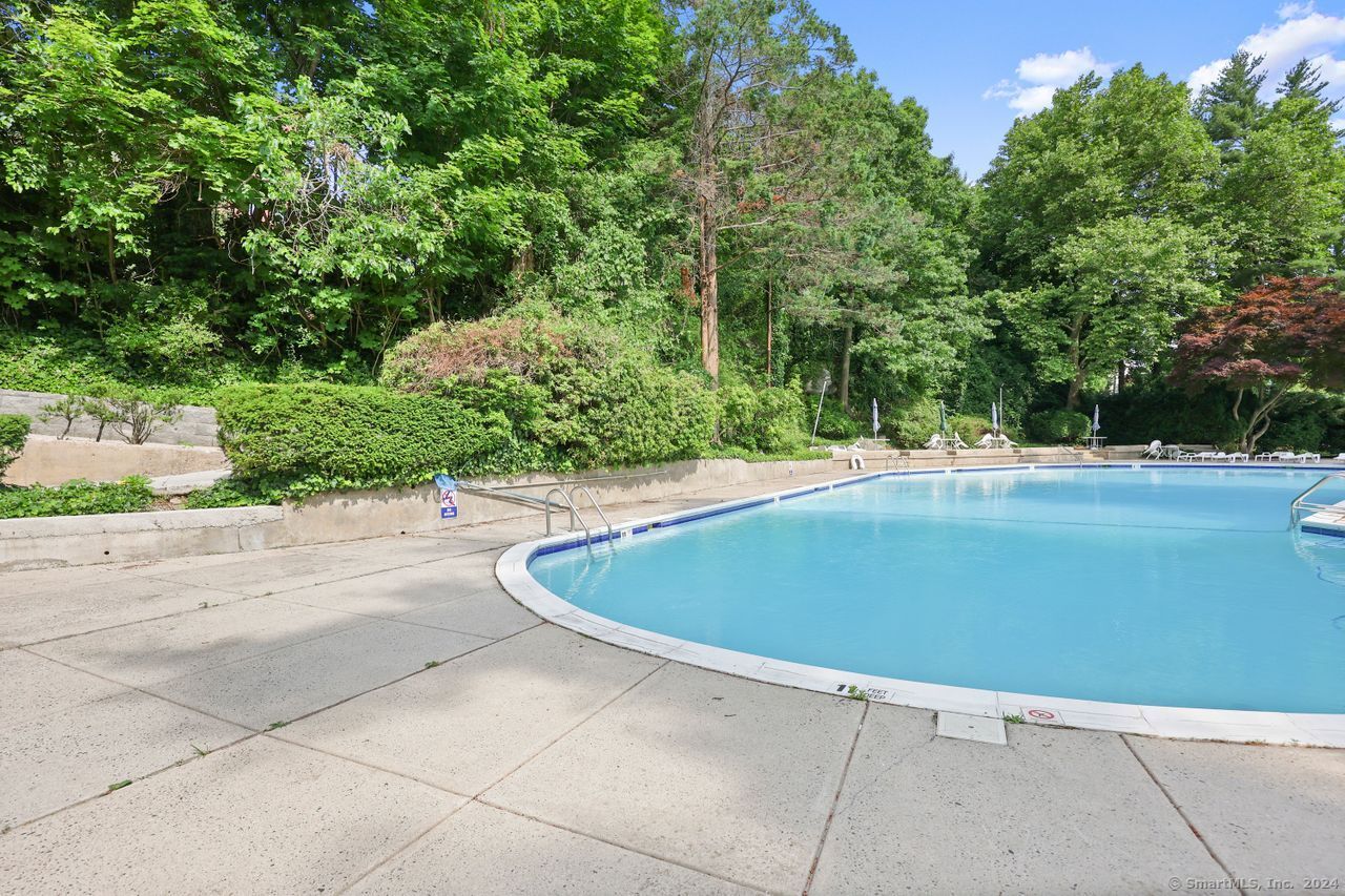 71 strawberry Hill Avenue, Stamford, Connecticut photo 1