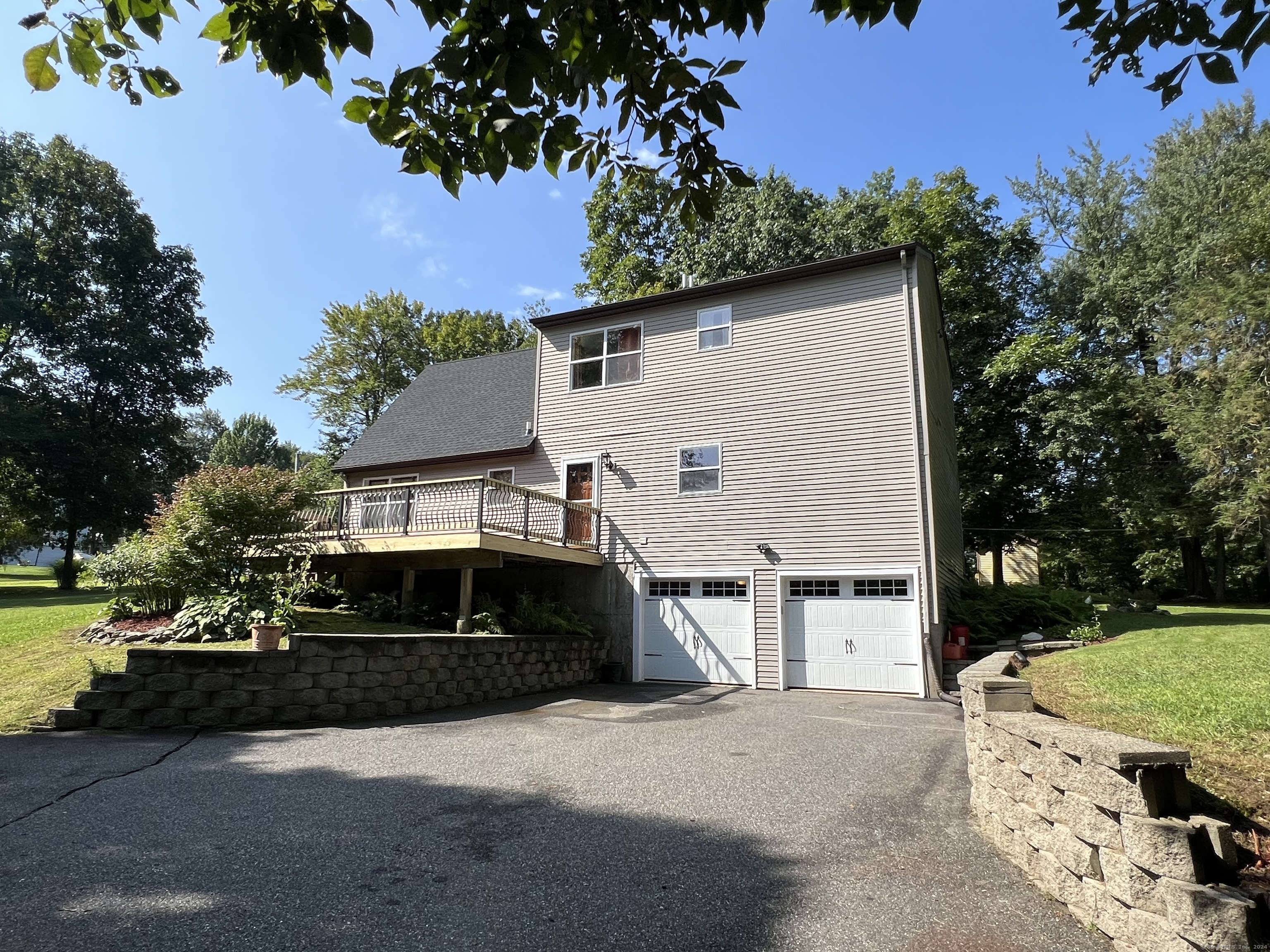 101 Lynnrich, Thomaston, Connecticut 06787