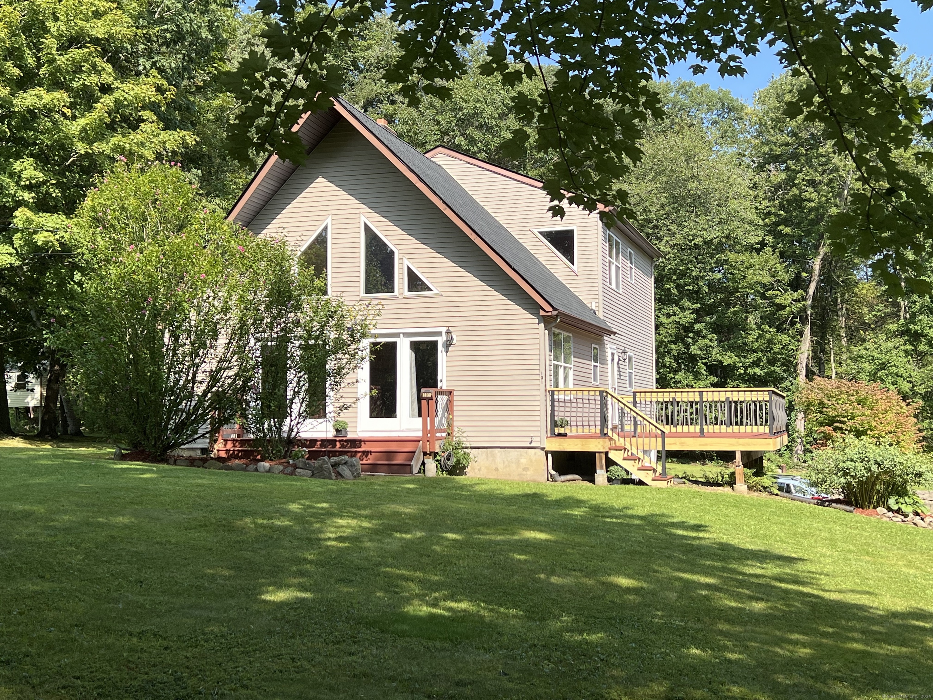 101 Lynnrich, Thomaston, Connecticut 06787