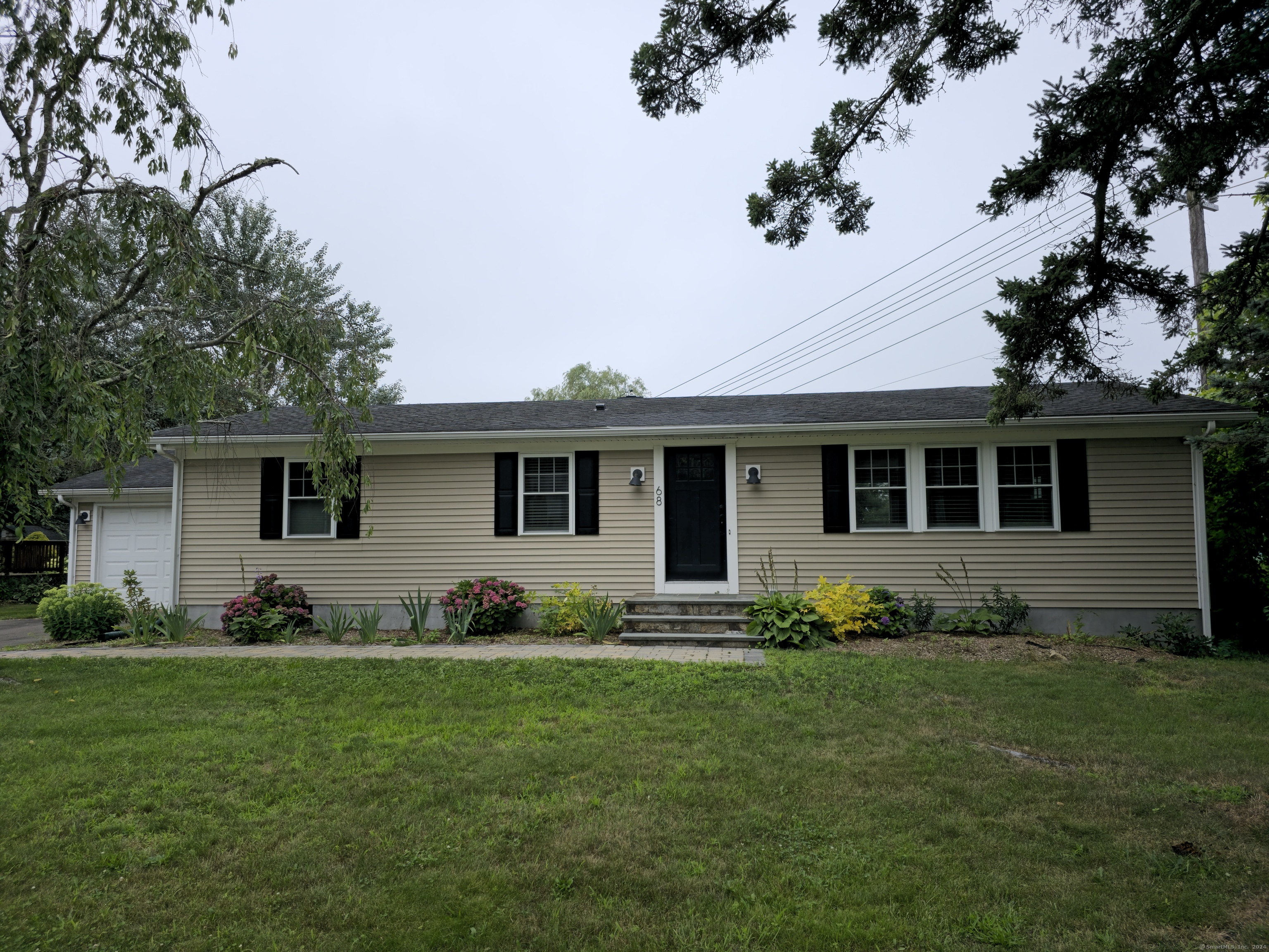 68 Norton, Guilford, Connecticut 06437