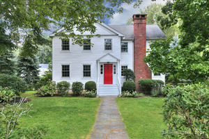 8 Crescent Drive