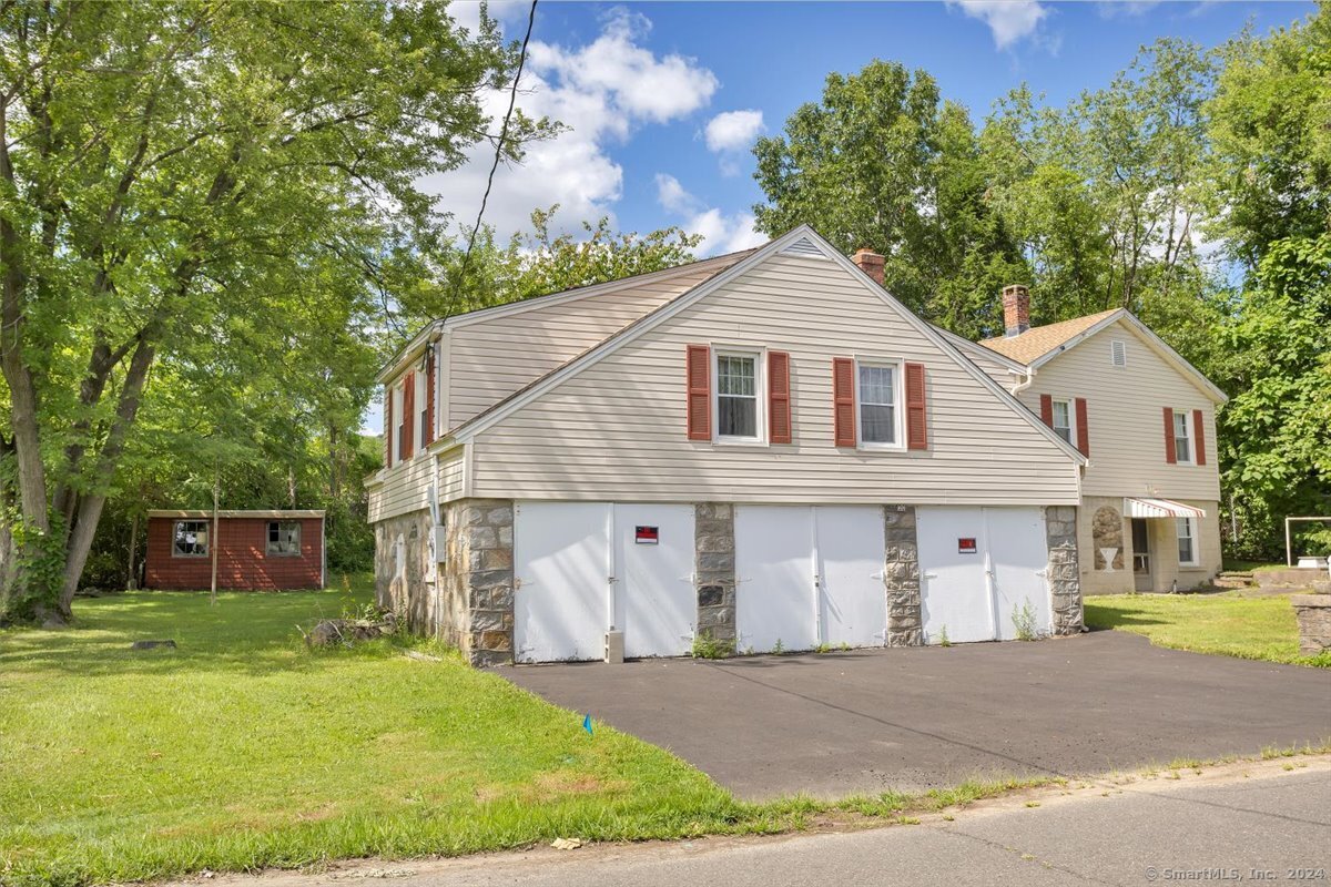 20 Aldorisio Street Watertown CT