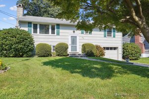 25 Donohue Drive