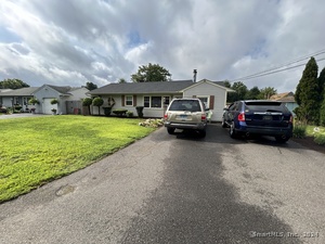 Homes for sale in Plainville, CT | 48 Plum Tree Rd, Plainville, CT 06062 | MLS# 24042716