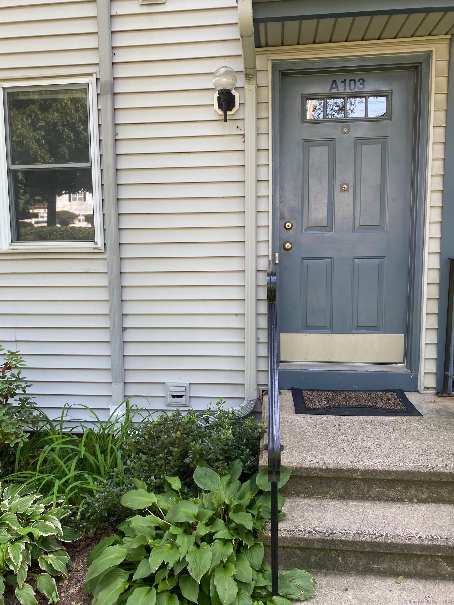21 Prospect Avenue, Norwalk, Connecticut photo 1
