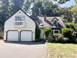 4 Heritage Court