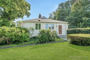 22 Van Rensselaer Avenue
