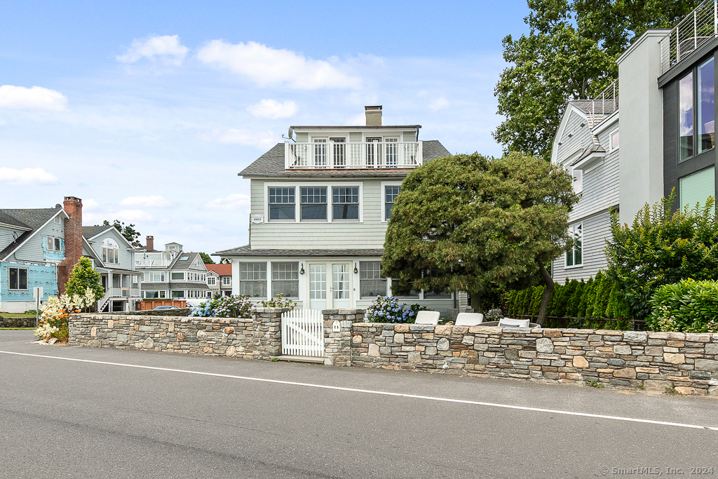 25 Soundview Westport, Connecticut luxury properties, long island sound properties, million dollar home westport, architect Robert Gault, soundview properties, soundview homes