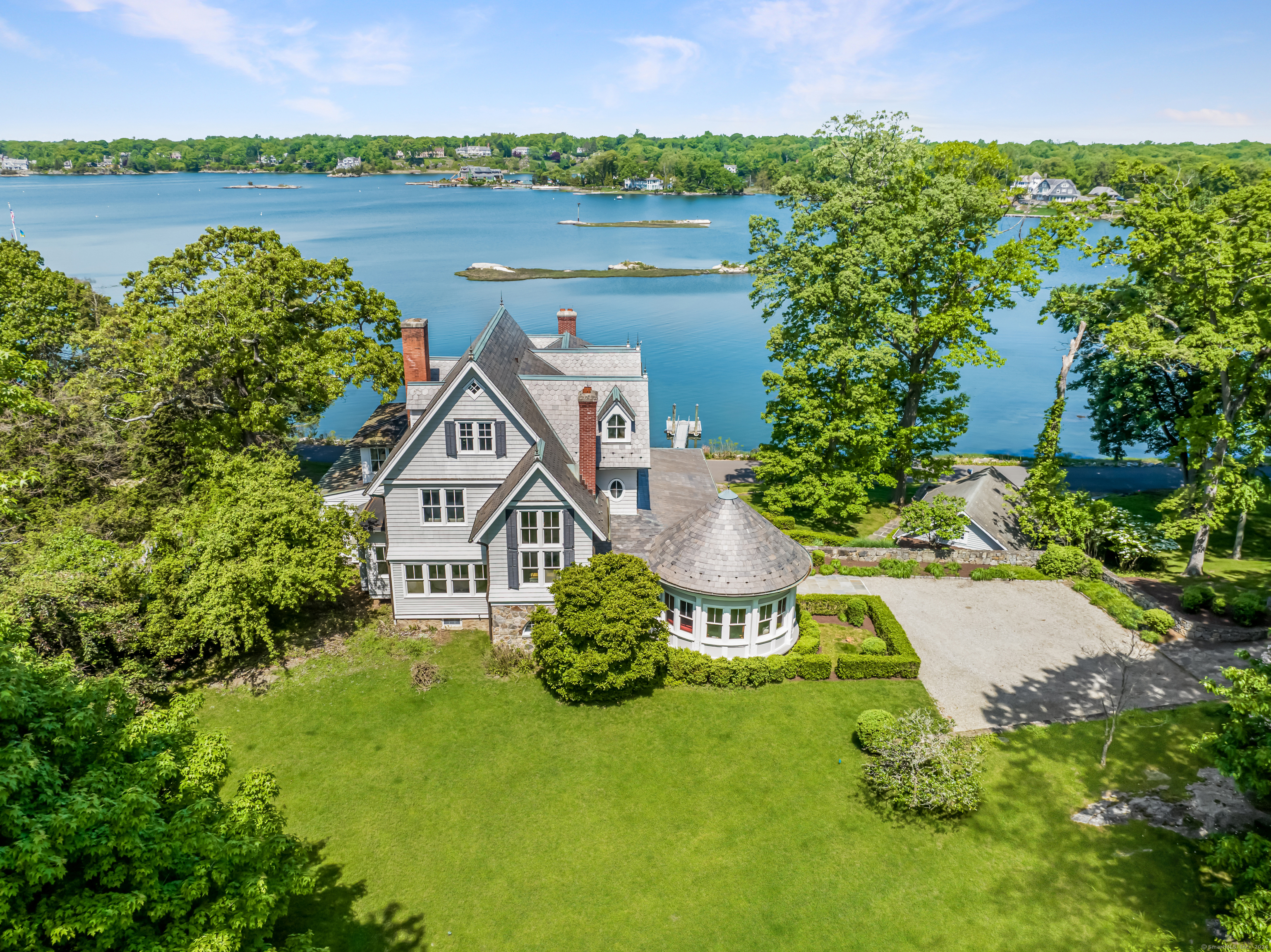 31 Contentment Island Darien, Connecticut luxury properties, coastal living, waterfront properties darien, Tokeneke Association, Tokeneke darien, Long Island Sound properties, luxury homes darien, coastal homes darien