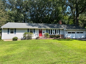 12 Glenbrook Road