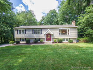 16 Longmeadow Road