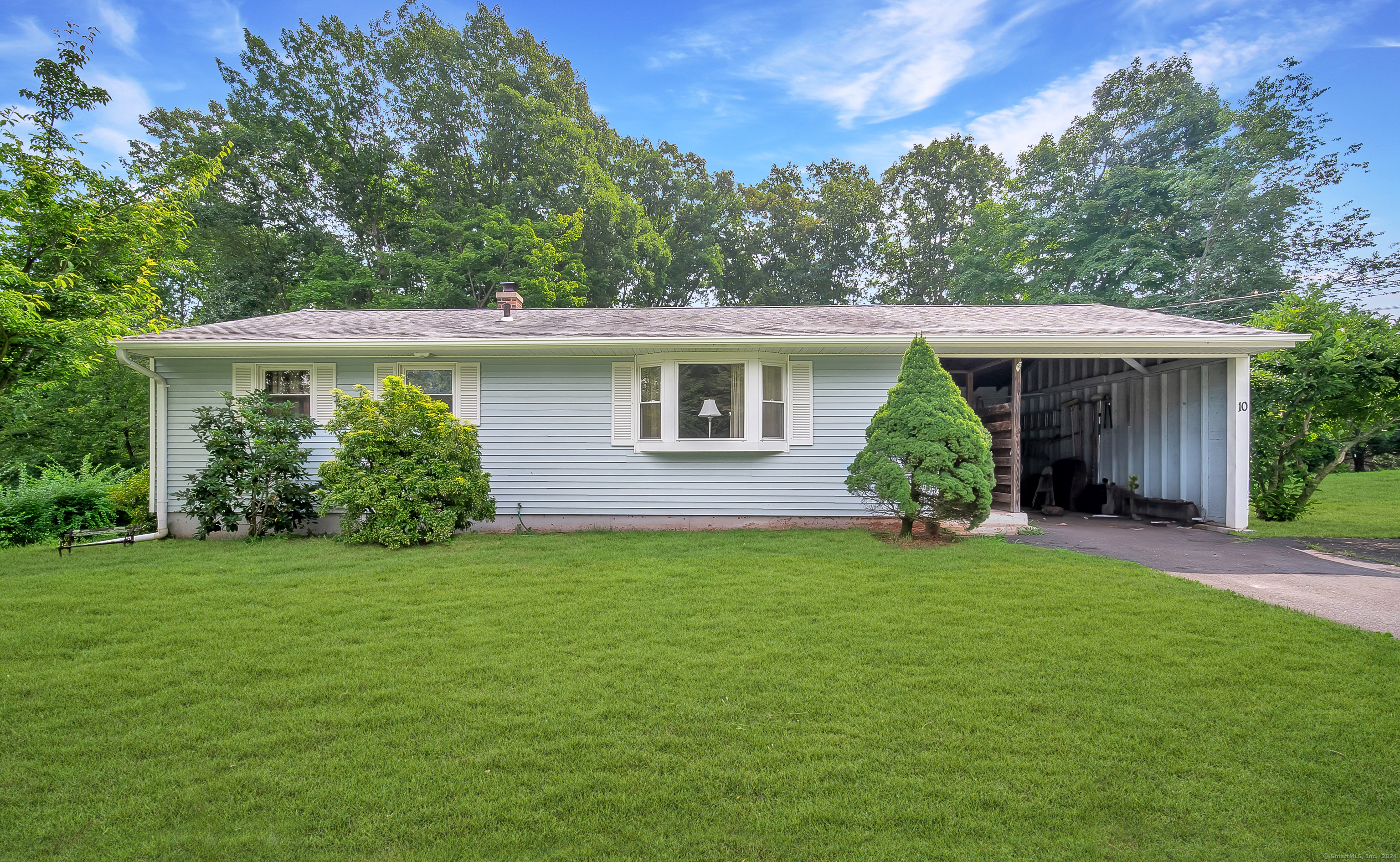 10 Ridgefield Road Wallingford CT