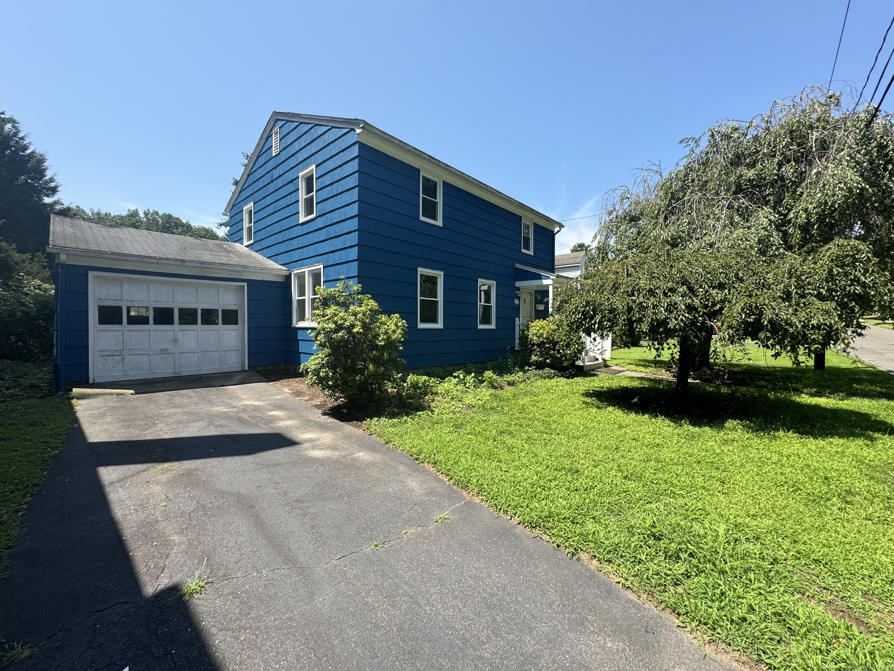 38 Radnor, Naugatuck, Connecticut 06770